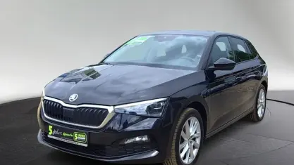 Gebraucht Skoda Scala Clever 110 PS (80 kW) 2022 Blackmagic perleffekt Kleinwagen