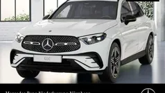 Polarweiß Gebraucht 2024 Mercedes GLC200 AMG SUV | 52.890 € (Fairer Preis)