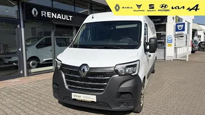 Gebraucht Renault Master Komfort 150 PS (110 kW) 2021 Weiß Van / Kleinbus