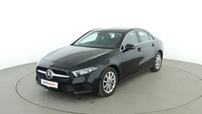 Gebraucht Mercedes A200 Progressive 163 PS (119 kW) 2020 Schwarz Limousine