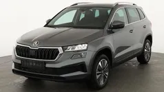 Graphite grau metallic Neu 2025 Skoda Karoq Selection SUV | 34.945 € (Guter Preis)