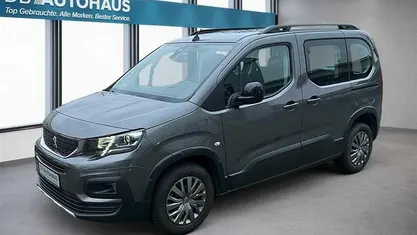 Gebraucht Peugeot Rifter Allure 110 PS (80 kW) 2023 Grau Van / Kleinbus