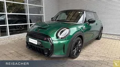 British racing green metallic Gebraucht 2023 Mini Cooper S Coupé Classic Coupé | 27.990 € (Superpreis)