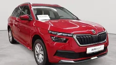 Velvetrot metallic Gebraucht 2023 Skoda Kamiq Style SUV | 19.390 € (Superpreis)