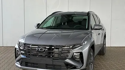 Neu Hyundai Tucson Comfort 160 PS (117 kW) 2025 Shimmering silver metallic SUV