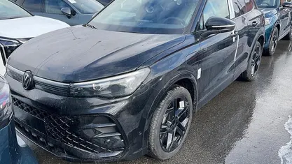 Gebraucht 2026 VW Tiguan R-line SUV | 55.445 € (Fairer Preis)