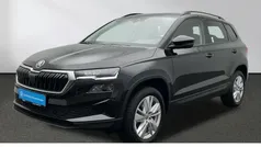 Schwarz Gebraucht 2024 Skoda Karoq Selection SUV | 29.880 € (Fairer Preis)