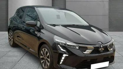 Gebraucht Mitsubishi Colt Plus 91 PS (66 kW) 2025 Onyxschwarz Kleinwagen