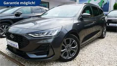 Grau Gebraucht 2023 Ford Focus ST-Line X Kombi | 20.500 € (Fairer Preis)
