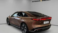 Braun Neu 2025 Mazda 6e Takumi-Line Limousine | 40.990 € (Fairer Preis)