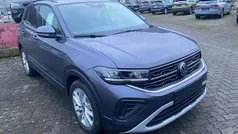 Rauchgrau metallic Neu 2025 VW T-Cross Life SUV | 27.890 € (Fairer Preis)
