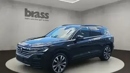 Gebraucht VW Touareg R-line 286 PS (210 kW) 2023 Grenadillschwarz metallic SUV