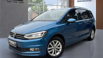 Caribbean blue metallic Gebraucht 2016 VW Touran Comfortline Van / Kleinbus | 18.990 € (Fairer Preis)