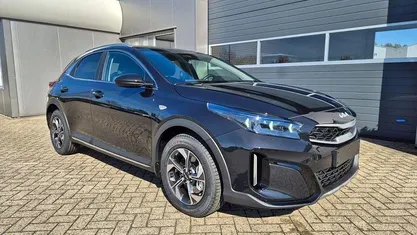Nouă Kia XCeed 150 CP (110 kW) 2026 Negru SUV