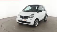 Weiß Gebraucht 2019 Smart ForTwo Coupé Basis Kleinwagen | 11.200 € (Guter Preis)