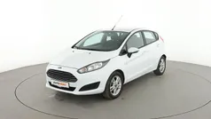 Weiß Gebraucht 2015 Ford Fiesta Trend Kleinwagen | 7.970 € (Fairer Preis)