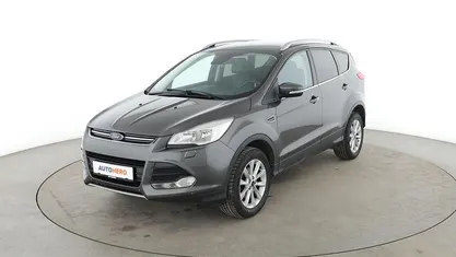 Gebraucht Ford Kuga Titanium 150 PS (110 kW) 2016 Grau SUV