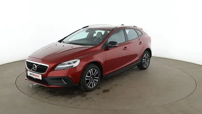 Gebraucht Volvo V40 CC Plus 152 PS (111 kW) 2017 Rot Kombi