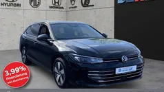 Grenadillschwarz metallic Gebraucht 2024 VW Passat Business Kombi | 29.990 € (Guter Preis)
