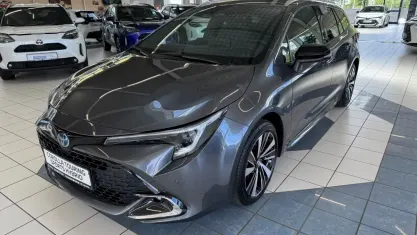 Gebraucht Toyota Corolla 140 PS (102 kW) 2025 Marlingrau metallic Kombi