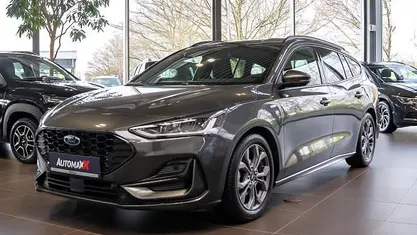 Gebraucht Ford Focus ST-Line 155 PS (114 kW) 2024 Grau Kombi