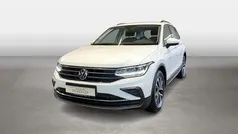 Weiß Gebraucht 2021 VW Tiguan Life SUV | 28.070 € (Fairer Preis)