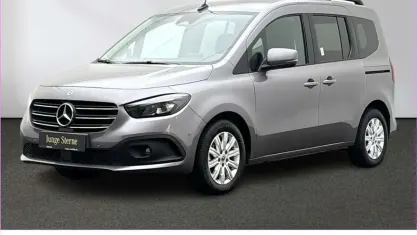 Gebraucht Mercedes T180 Progressive 116 PS (85 kW) 2025 Chromitgrau Van / Kleinbus