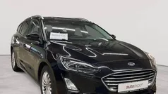 Obsidianschwarz metallic Gebraucht 2022 Ford Focus Titanium Kombi | 14.190 € (Guter Preis)