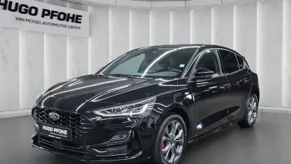 Gebraucht Ford Focus ST-Line 125 PS (91 kW) 2023 Schwarz Limousine