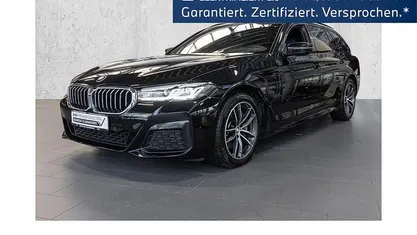 Schwarz Gebraucht 2021 BMW 530e M Sport Kombi | 33.490 € (Fairer Preis)