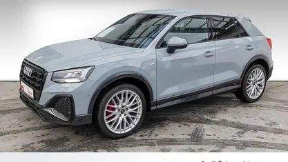 Pfeilgrau perleffekt Gebraucht 2024 Audi Q2 S-Line SUV | 37.880 € (Fairer Preis)
