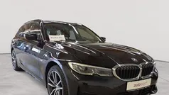 Schwarz Gebraucht 2022 BMW 320e Sport Line Kombi | 25.790 € (Fairer Preis)
