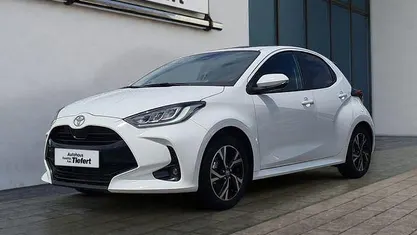 Weiß Neu 2025 Toyota Yaris Hybrid Kleinwagen | 25.800 € (Fairer Preis)