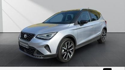 Używany Seat Arona FR 110 KM (80 kW) 2023 Srebrny SUV