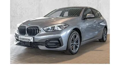 Gebraucht BMW 118 Sport Line 136 PS (100 kW) 2022 Grau Kleinwagen