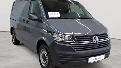 Gebraucht VW Transporter 150 PS (110 kW) 2021 Pure grey Van