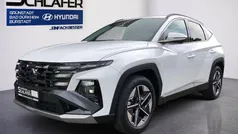 Atlas white / sol Gebraucht 2024 Hyundai Tucson Trend SUV | 35.980 € (Fairer Preis)