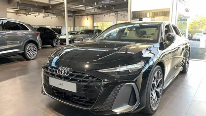 Gebraucht 2025 Audi A6 Comfort Limousine | 78.290 €