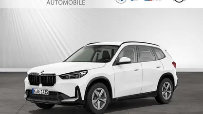 Alpinweiss Gebraucht 2024 BMW X1 Shadowline SUV | 34.900 € (Fairer Preis)