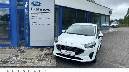 Gebraucht Ford Fiesta Titanium 125 PS (91 kW) 2022 Weiss Kleinwagen