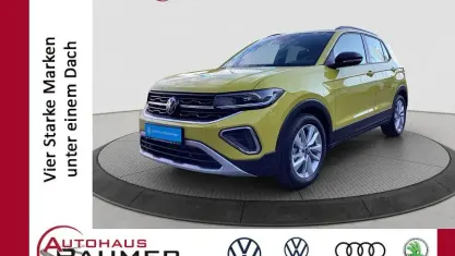 Neu VW T-Cross Life 116 PS (85 kW) 2025 Gelbgelb SUV