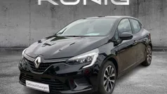 Black pearlschwarz metallic Gebraucht 2023 Renault Clio V Equilibre Limousine | 18.998 € (Fairer Preis)