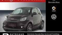 Bodypanels in black Gebraucht 2021 Smart ForTwo Electric Drive Pulse Coupé | 16.500 € (Teuer)