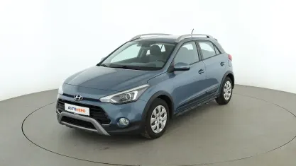 Gebraucht Hyundai i20 Active 100 PS (73 kW) 2017 Blau Kleinwagen