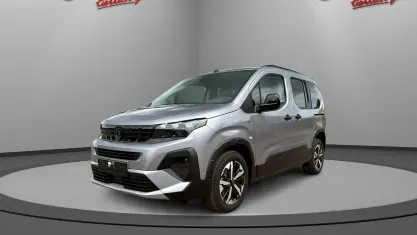Neu Peugeot Rifter GTi 131 PS (96 kW) 2025 Kiama blau Van / Kleinbus