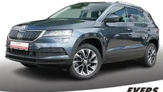 Quarzgrau metallic Gebraucht 2020 Skoda Karoq Drive SUV | 21.930 € (Guter Preis)