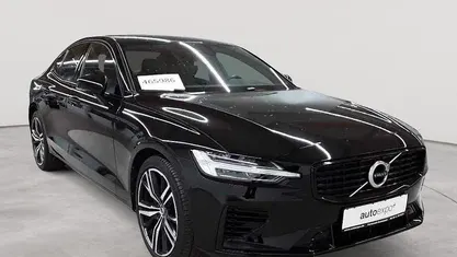 Gebraucht Volvo S60 R-Design 303 PS (222 kW) 2021 Black stone Limousine