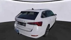 Weiß Gebraucht 2022 Skoda Octavia Style Kombi | 25.770 € (Fairer Preis)