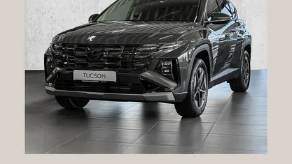 Neu Hyundai Tucson Trend 238 PS (175 kW) 2025 Ecotronic grey SUV