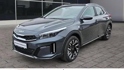 Pentametal (grau) Gebraucht 2024 Kia XCeed Comfort SUV | 21.880 € (Guter Preis)
